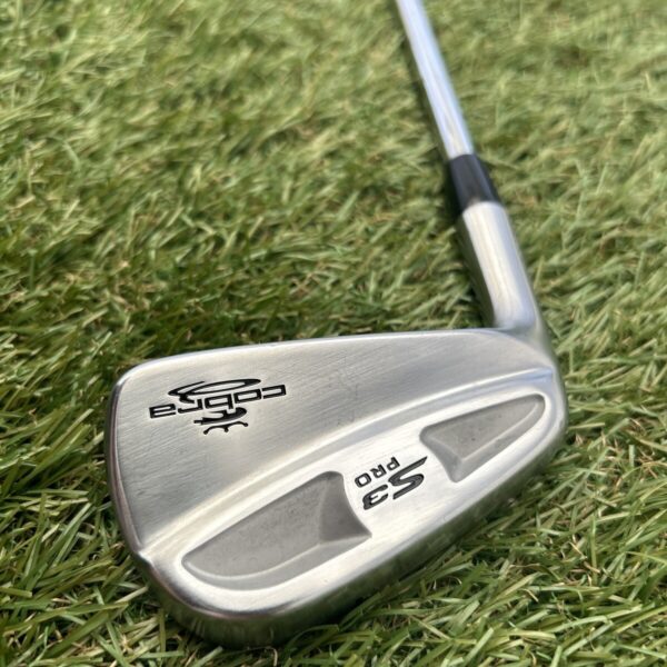 Left-Hand Cobra S3 Pro Forged #7 Iron / Stiff Flex Dynamic Golf S300 Steel Shaft