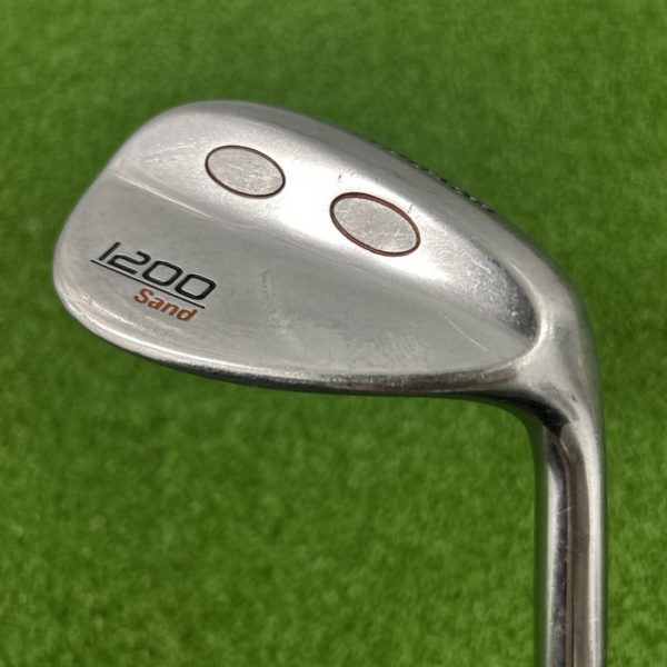 Wilson I200 Sand Wedge / 56 Degree / Regular Flex True Temper Steel Shaft