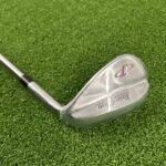 Tour Edge Forged Gap Wedge / 52 Degree / S-Flex Dynamic Gold 105 Steel Shaft