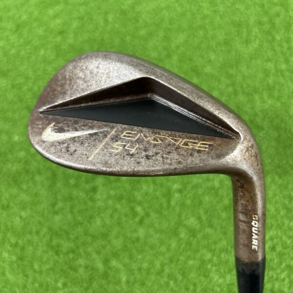 Nike Engage Square Sand Wedge / 54 Degree / Wedge Flex Dynamic Gold Steel Shaft