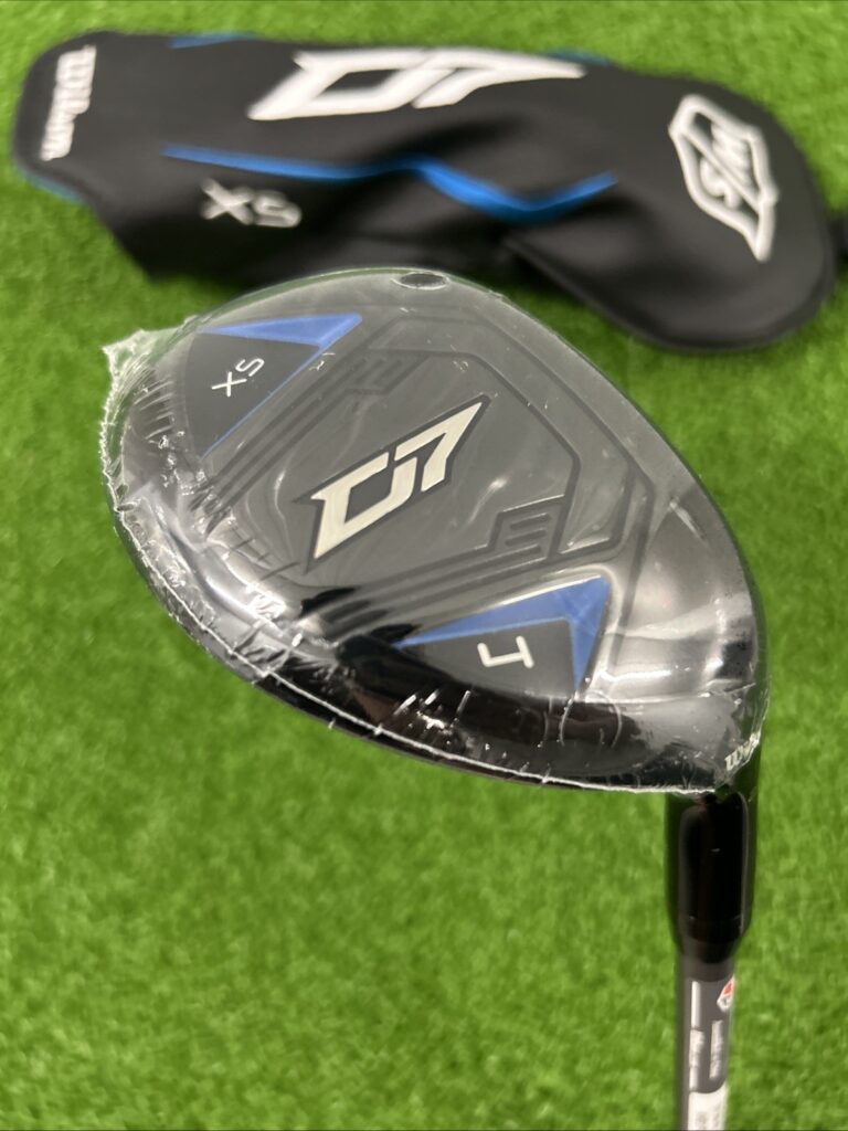 Wilson Staff D7 XS #4 Hybrid / 22 Degree / Regular Flex Helium Graphite Shaft
