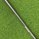 Wilson Staff D7 XS #4 Hybrid / 22 Degree / Regular Flex Helium Graphite Shaft