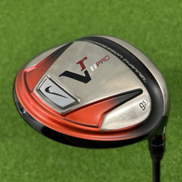 Used Nike VR Pro STR8-FIT Tour Driver - 9.5 Degree, Stiff Flex Diamana 'Ahina 70 Graphite Shaft