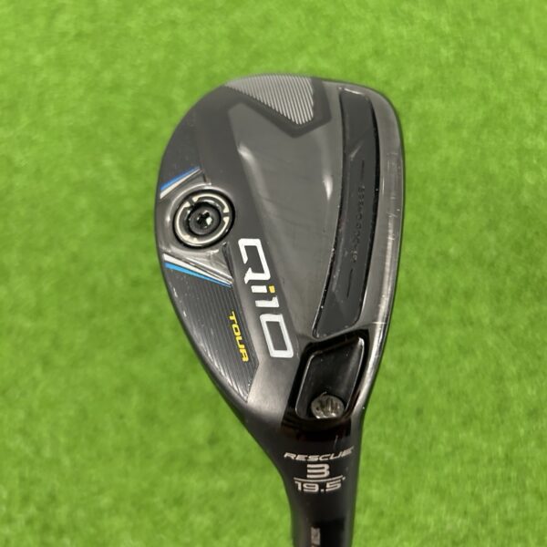 Used TaylorMade Qi10 Tour Hybrid - 19.5 Degree, Stiff Flex Diamana Silver TM 70 Graphite Shaft
